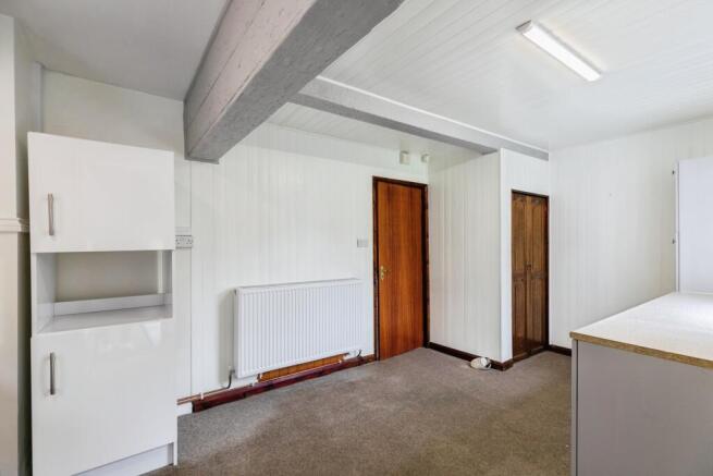3 bed Semi-Detached for sale Image 7