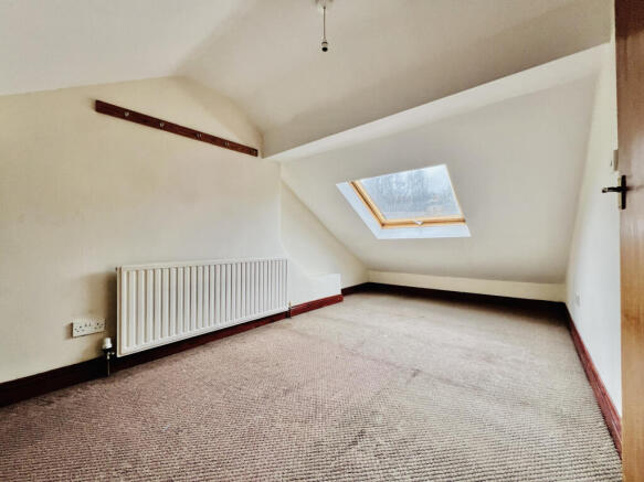 2 bed Duplex to rent Image 9
