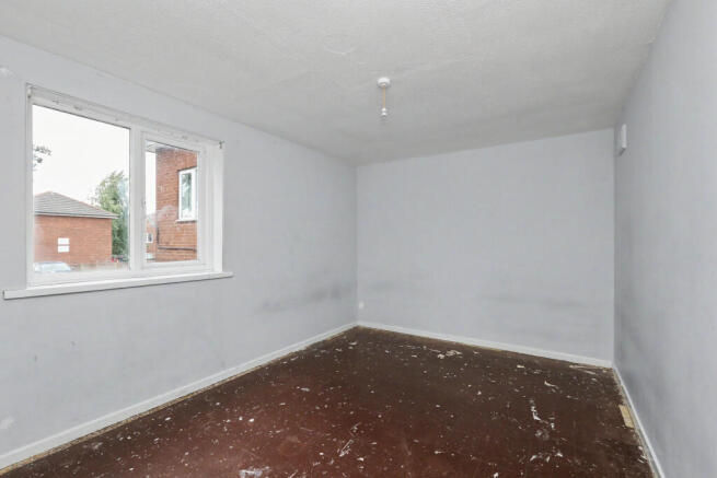2 bed Flat for sale Image 11