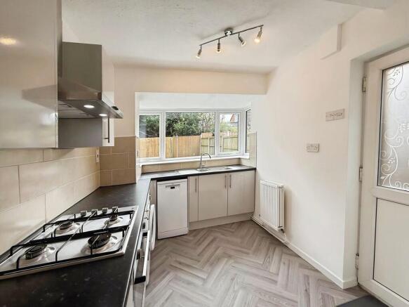 51d008d7-WhatsApp...