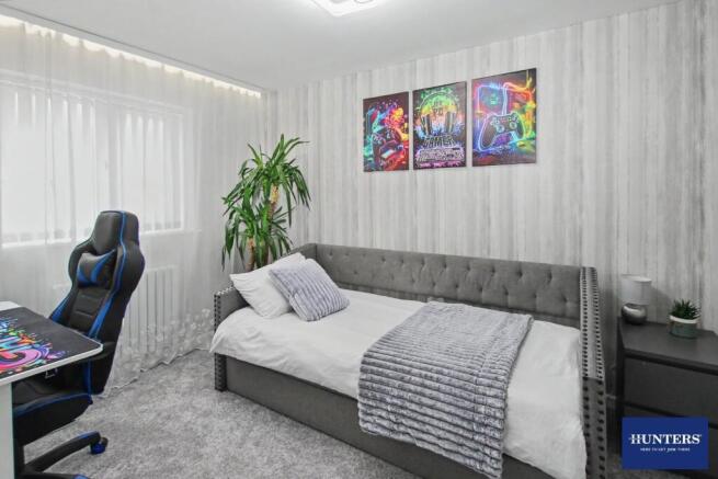 3 bed Semi-Detached for sale Image 10