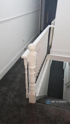 4 bed Semi-Detached to rent Image 5