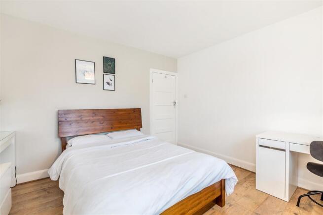 13 Benhurst Court-4.JPG