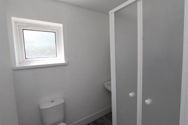 Bathroom.JPG