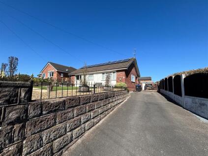 Newpool Terrace, Brown Lees