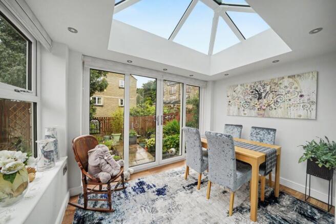 2 bed Semi-Detached for sale Image 4