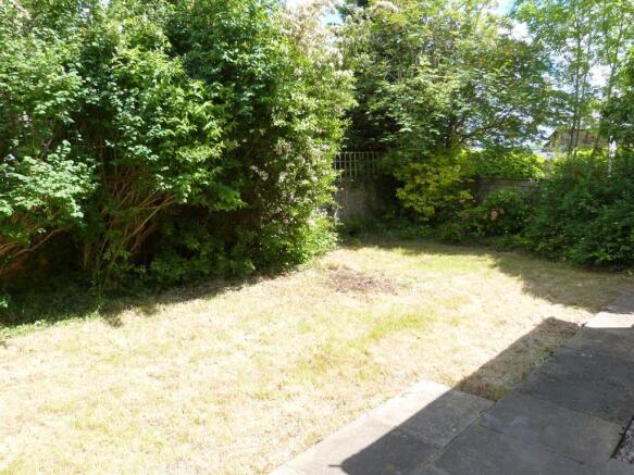GARDEN TO THE REAR ELEVATION