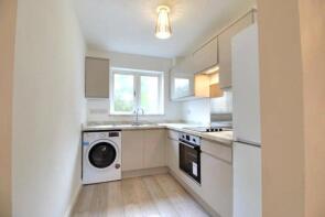 1, Hammond Court, Shepherds Lane, Bracknell RG42 2BJ