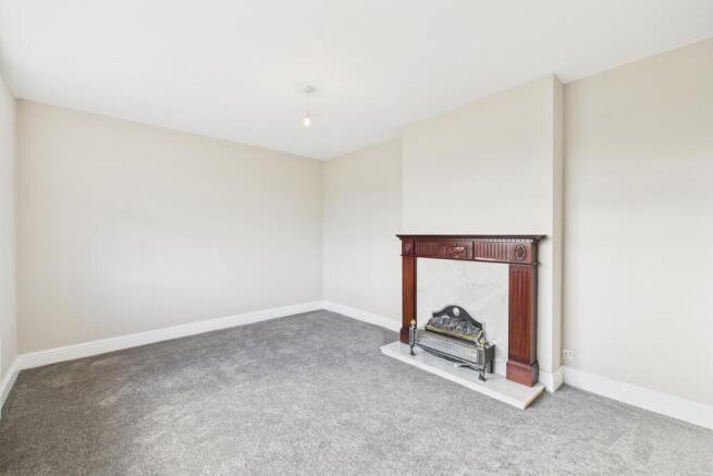 CAM04201G0-PR0107-STILL001