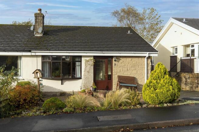 12 Springfield Crescent