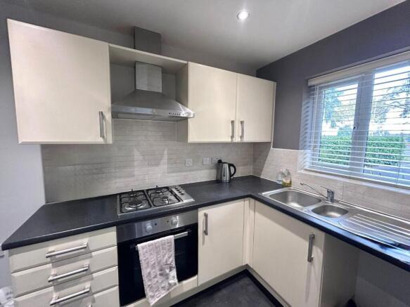 main road kitchen.jpg