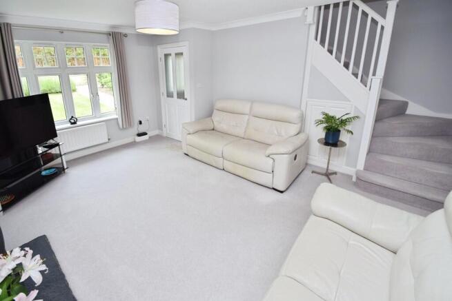 3 bed Semi-Detached for sale Image 11