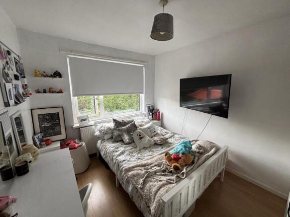 3 bed Semi-Detached for sale Image 7