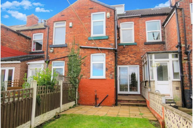 3 bed Terraced to rent Image 12