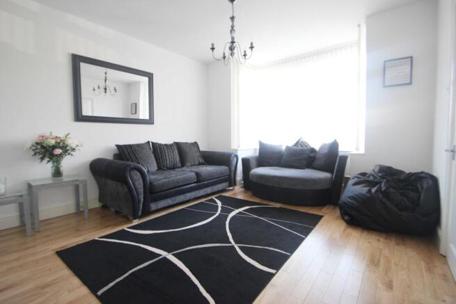 Lounge 1