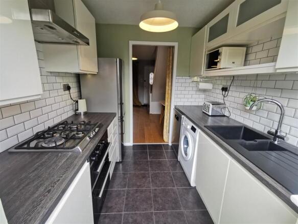 00 Kitchen 01.jpg