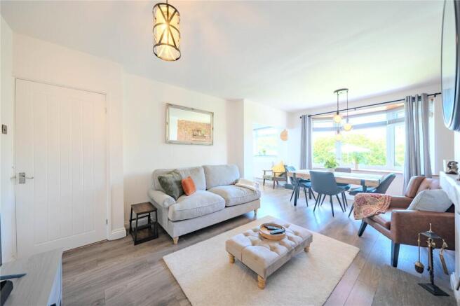 3 bed Semi-Detached for sale Image 5
