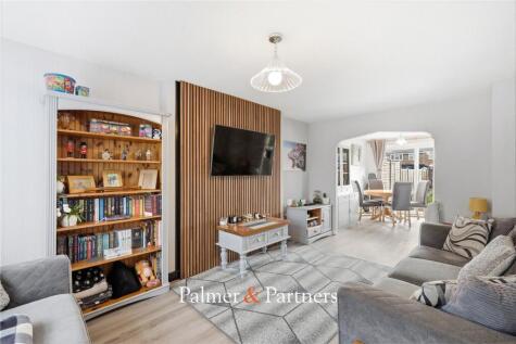 Robin Way, Tile Kiln, Chelmsford, Essex, CM2