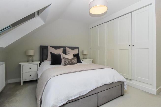 3 bed Semi-Detached for sale Image 12