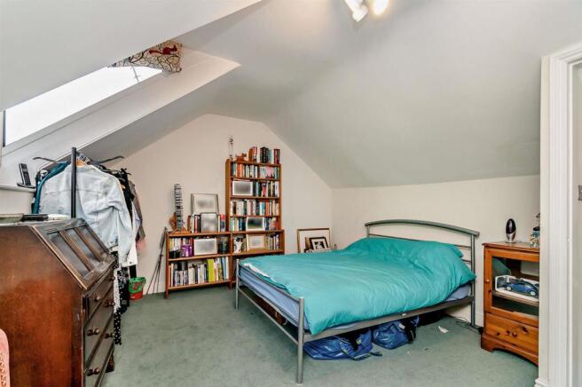bed1.jpg