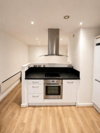 2 bed Apartment for sale Image 4