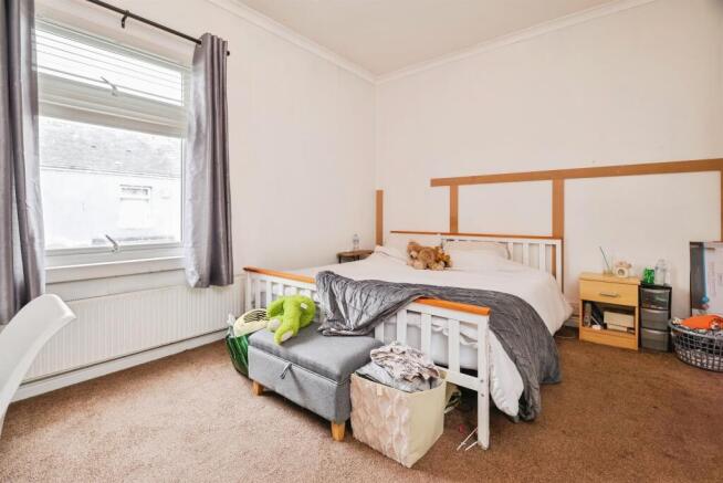 2 bed Terraced for sale Image 11