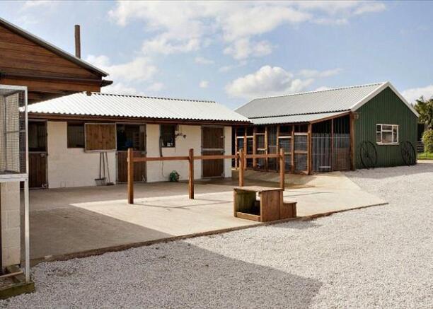 Stabling/Outbuilings