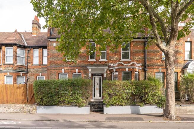 Blackhorse Road, E17