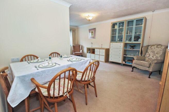 Living/Dining Room
