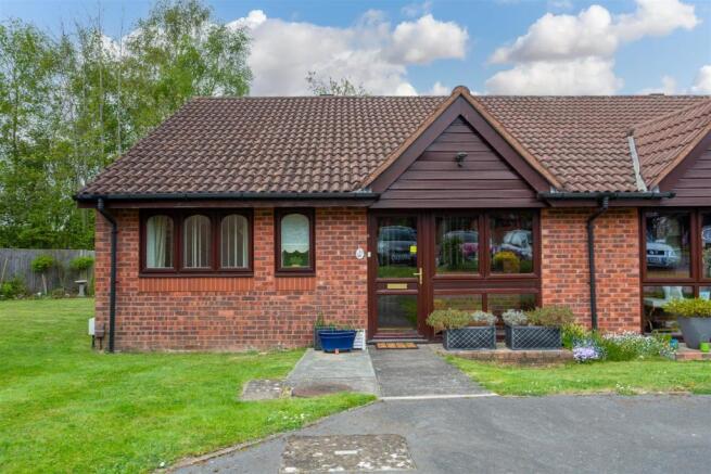 bungalow-derby-close-epsom-downs-102.jpg