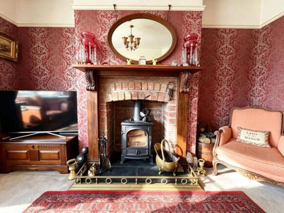 3 bed Semi-Detached for sale Image 4
