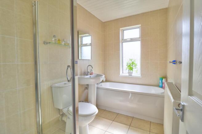 Bathroom 1.1