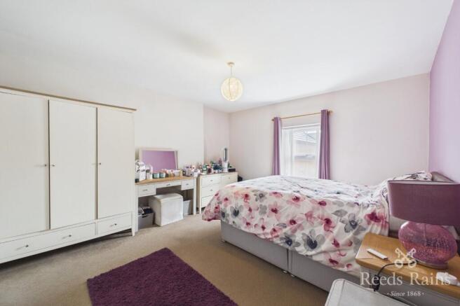 2 bed Semi-Detached for sale Image 8