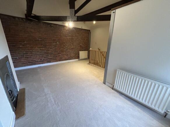 1 bed Terraced to rent Image 4