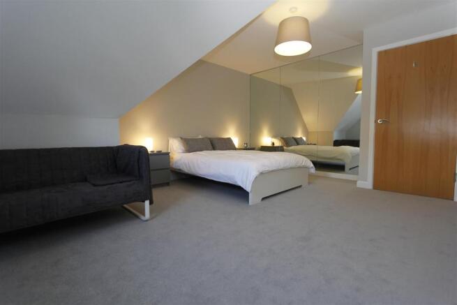 Bedroom.JPG