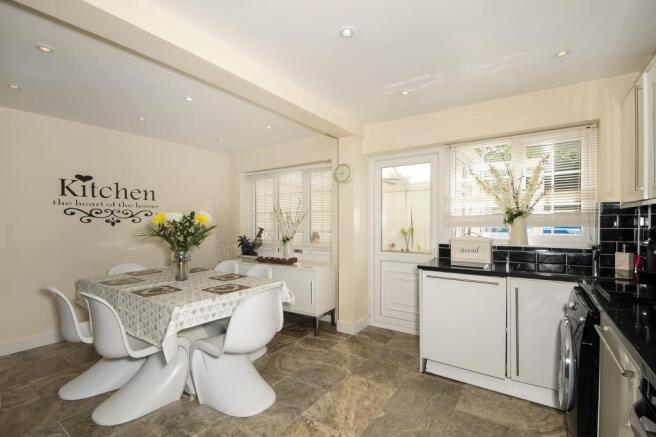 Kitchen/Dining Room