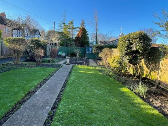 Garden1.jpg