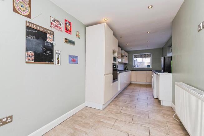 3 bed End of Terrace for sale Image 7