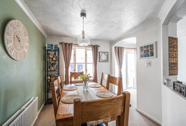 1-1300969-1-6836d...