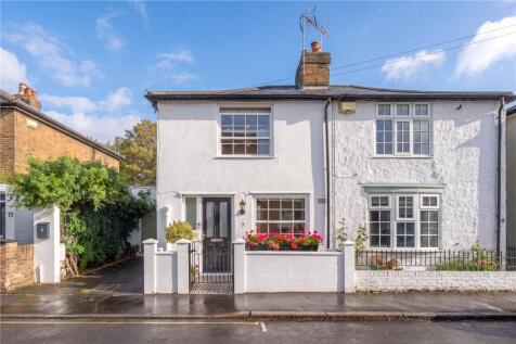 Second Cross Road, Twickenham, TW2