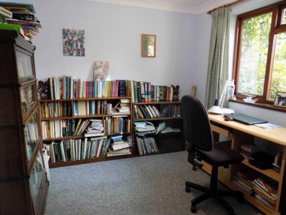 Photo 10