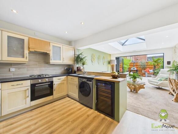 Kitchen EmilyDimleowEwemoveWhitchurchandNantwich