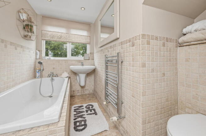 3 bed Detached for sale Image 7