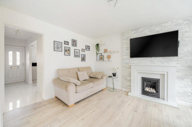 1319768-3-686b90d...