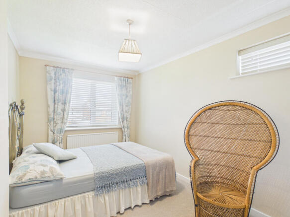 4 bed Semi-Detached for sale Image 12