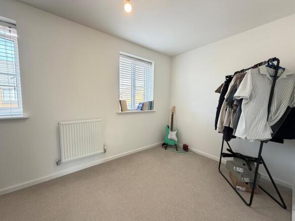 2 bed Semi-Detached for sale Image 8