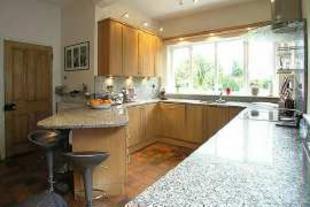 Kitchen/Breakfast Ro