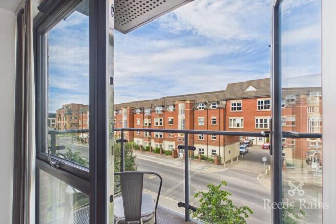 2 bed Apartment for sale Image 11