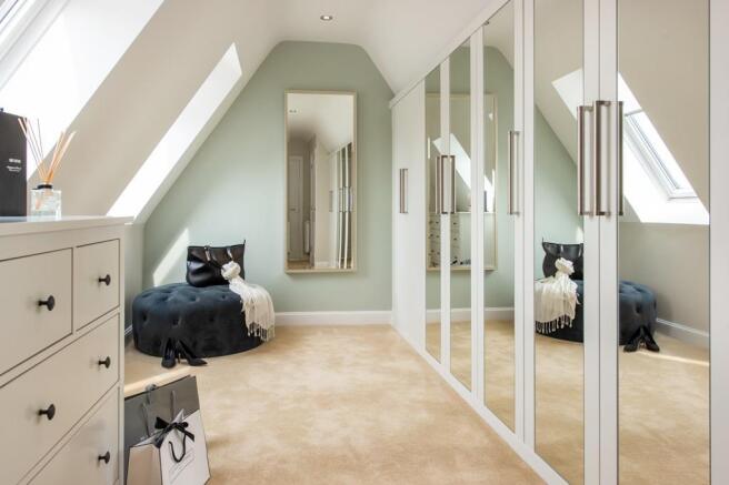 Marham Park Moorcroft Master bedrom dressing area