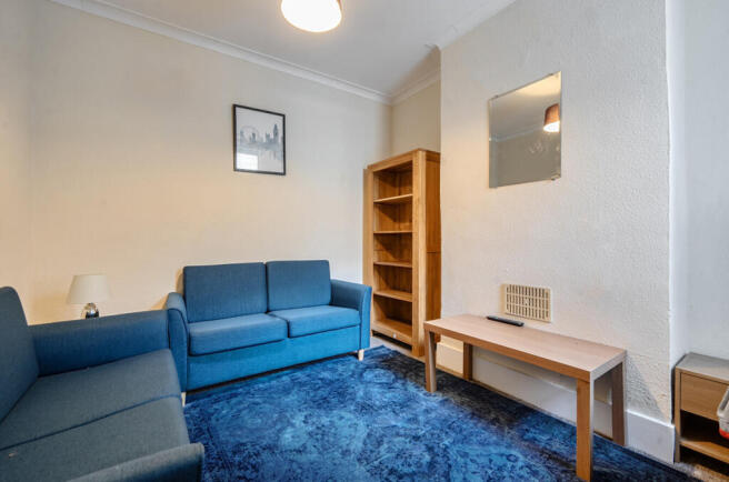 1430087-1-69ce518...